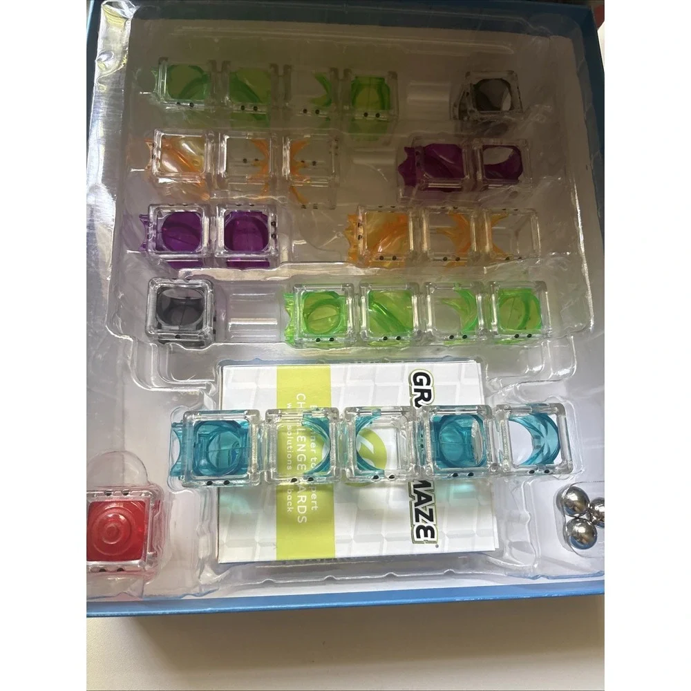 Gravity Maze Falling Marble Logic Game 60 Challenges TOTY 2015 Thinkfun NEW